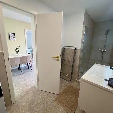 Modernes 1 Für Monteure&handwerker Apartment *